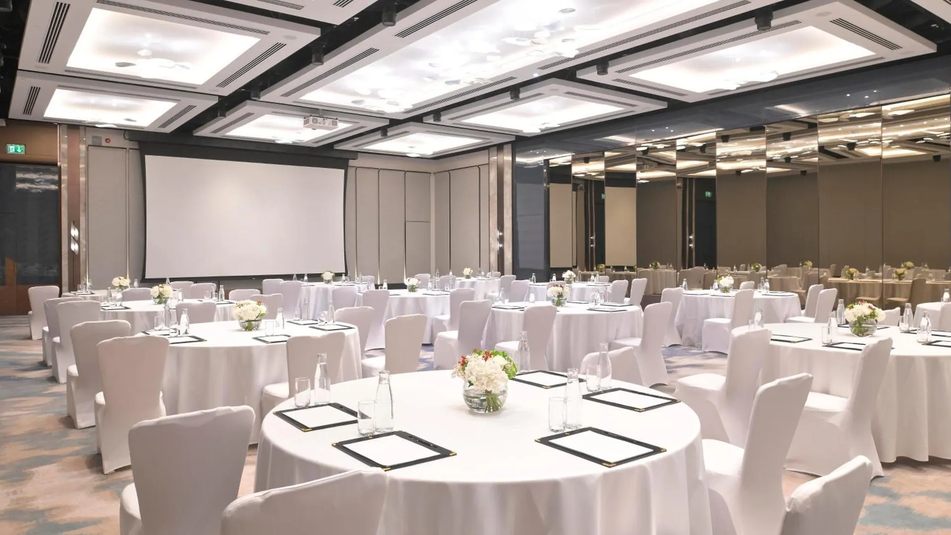 Intercontinental Dubai Festival City By Ihg