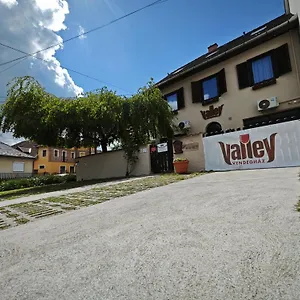 Valley Vendeghaz Pensjonat