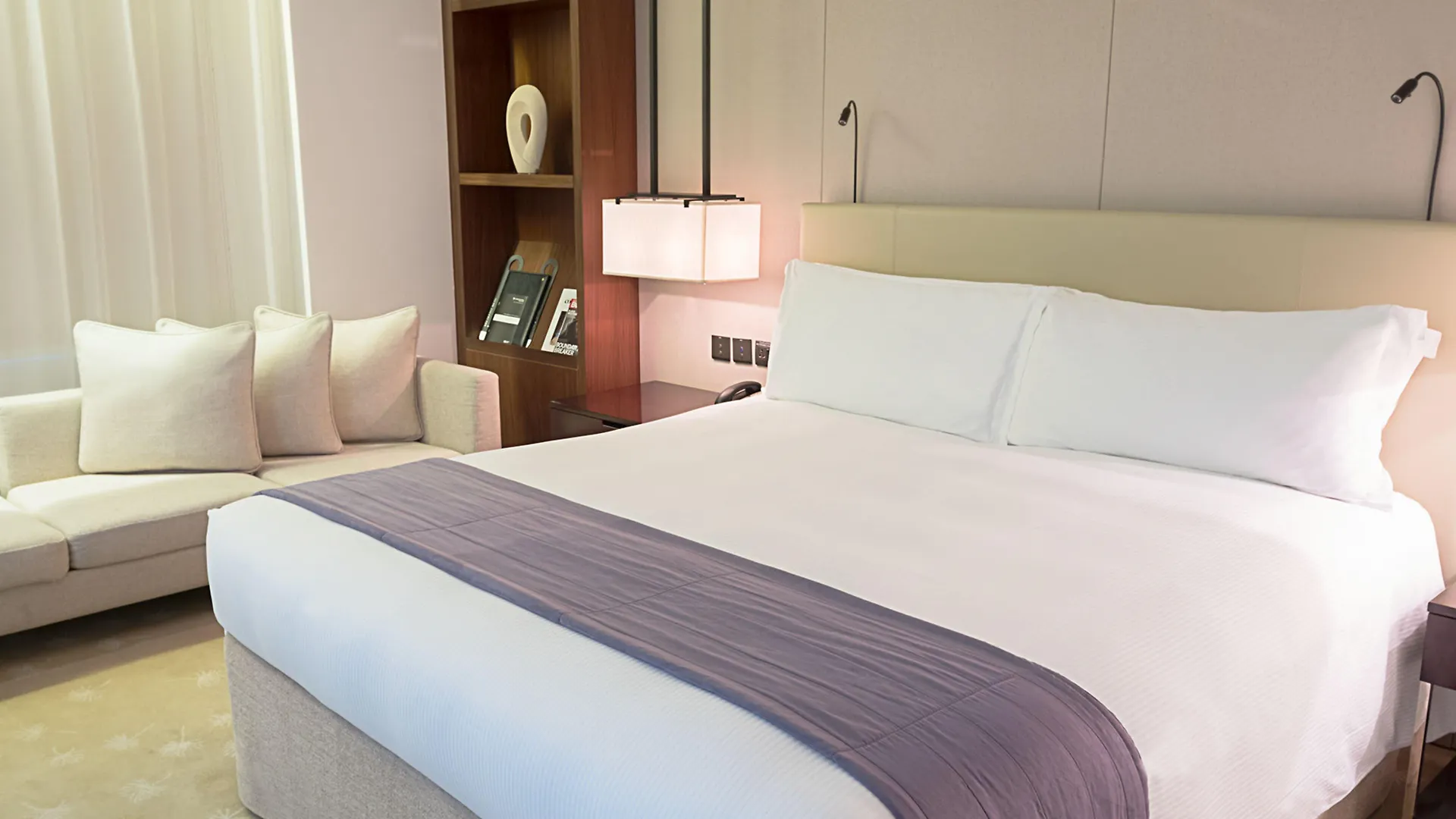 Intercontinental Dubai Festival City By Ihg 5*,
