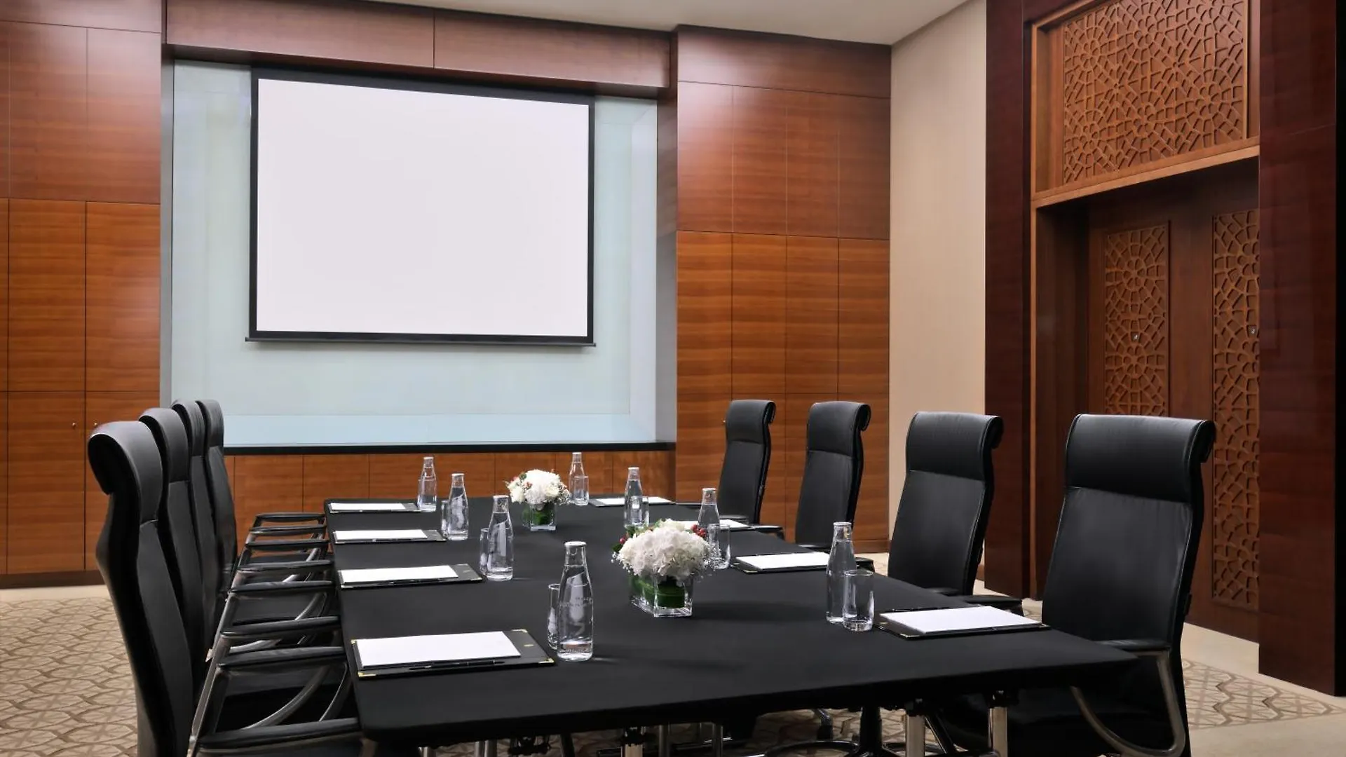 Intercontinental Dubai Festival City By Ihg Hotel